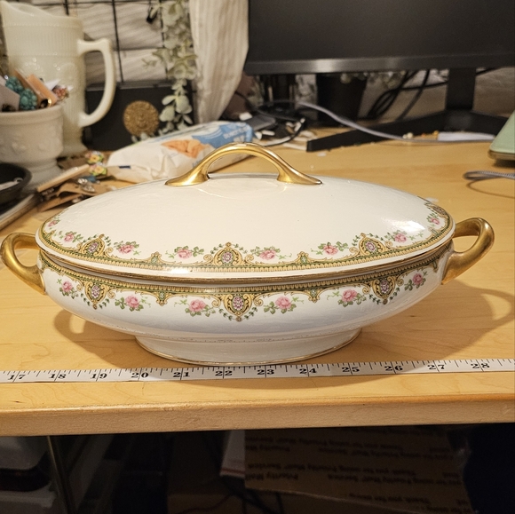 Vintage Michelaud Limoges Made in France 13 inch lidded serving dish - Picture 4 of 13